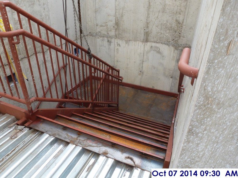 Finished installed the handrails at Stair -4 (1st-4th Floor) Facing East (800x600)